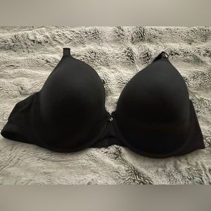 NEW Victoria’s Secret Bra 42DD - Lightly Lined